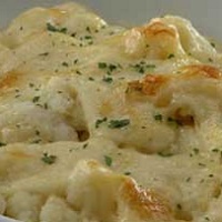 Белокочанная капуста, запеченная под молочным соусом Белокочанная капуста, запеченная под молочным соусом