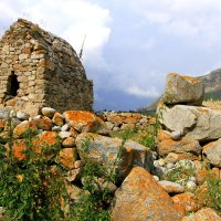 В Верхней Балкарии восстанавливают старинную мечеть